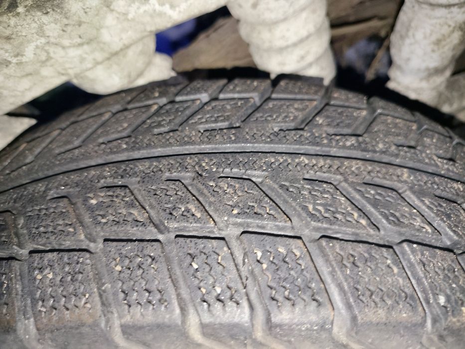 Зима , диски+ шини R13 ,175/70.