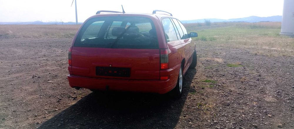OPEL OMEGA zadbane auto w chodliwym kolorze