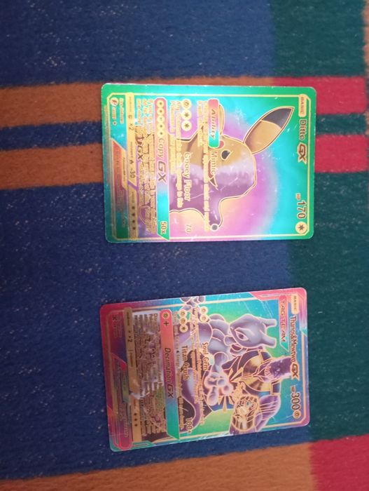Karty Pokemon kolekcjonerskie