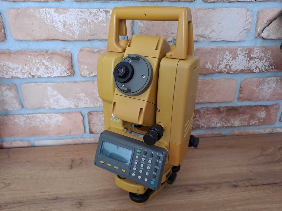 Tachimetr bezlustrowy Topcon GPT-3007N