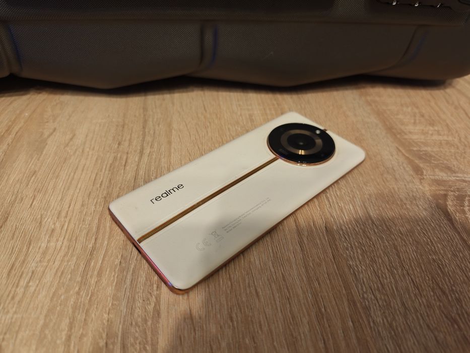 Realme 11 pro plus + 12/512GB Prywatnie, jak nowy, komplet, Wałbrzych