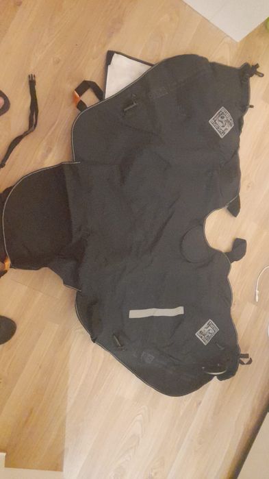 Vendo capa  TUCANO  nova  70€