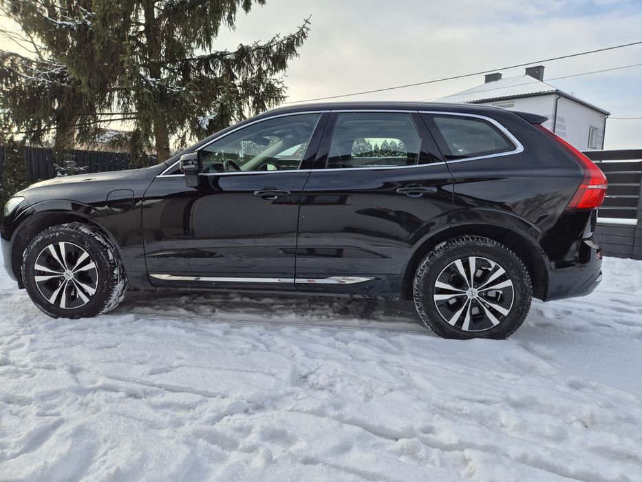 Volvo XC60 lift  2.0 T6 Recharge AWD chromy panorama vietual