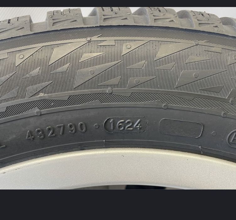Volvo Ex30 Koła Alu 225/55r18 Nokian zima 5x108 Oryginał