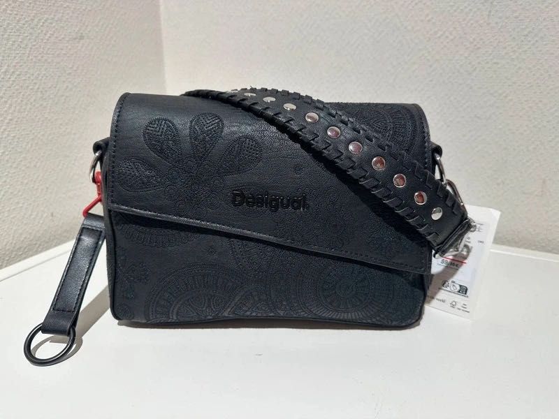 Czarna torebka Desigual Dejavu Phuket