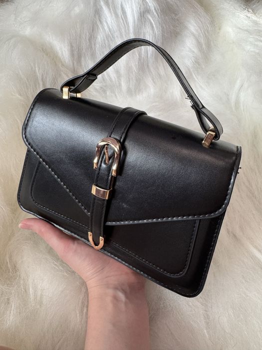 Стильна жіноча сумка через плече / на руку