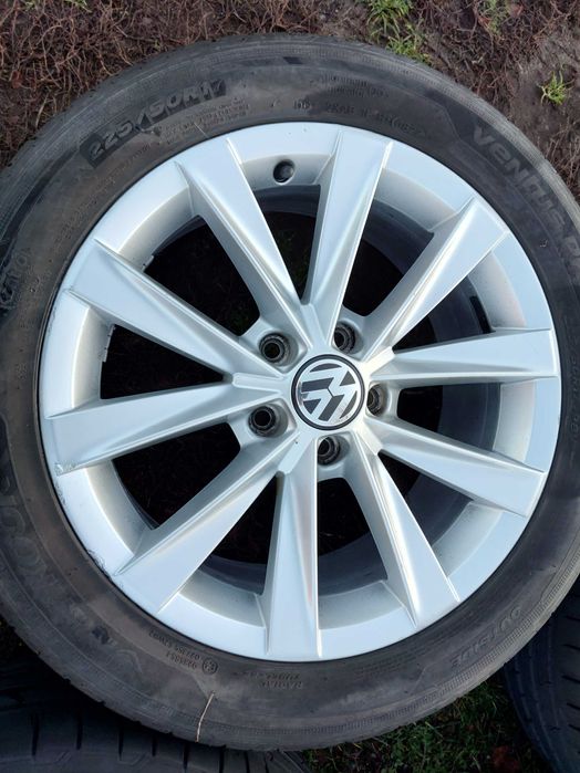 Koła volkswagen passat Alltrack 225x50x17 ET   42
