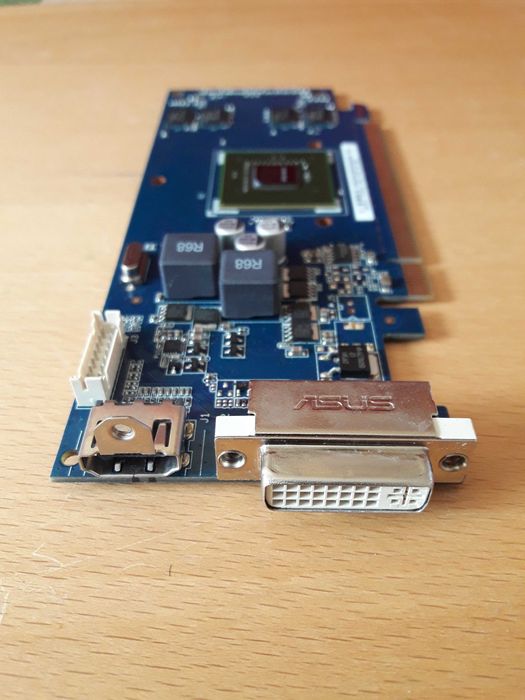 Видеокарта нерабочая Asus PCI-Ex GeForce GT 520 (разъемы HDMI и DVI)
