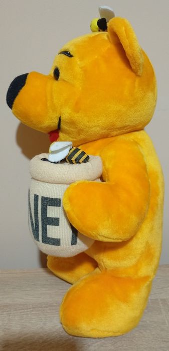 Kubuś Puchatek z miodem 40 cm