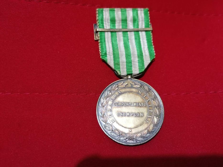 Medalha militar comportamento exemplar 1910 prata