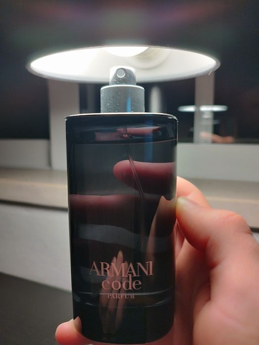 Perfume Armani Code Parfum