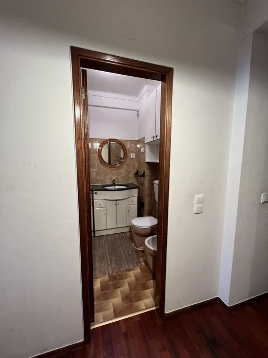 Alugo Quarto - Estudante - Apartamento T4