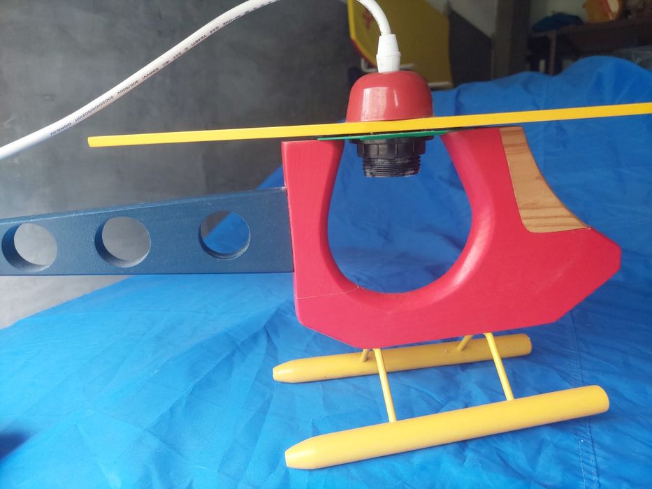 Candeeiro infantil Helicópetro