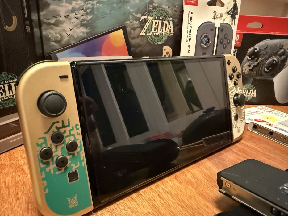 Nintendo SWITCH OLED The Legend of Zelda TOK Edition MEGA zestaw IGŁA