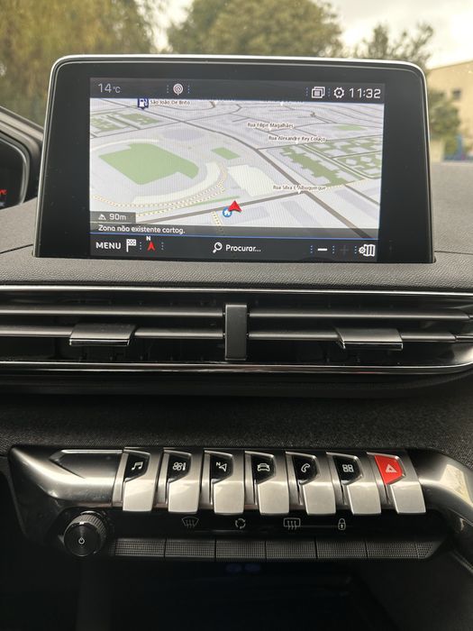 Peugeot 5008 1.5BlueHDi 130CV com 115000Kms.