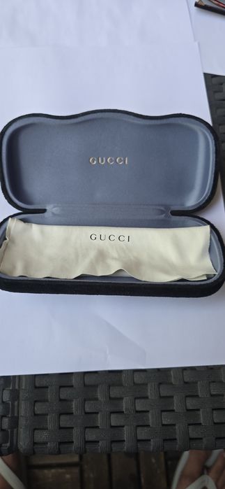 Óculos de sol Gucci polarizados modelo GG0825S