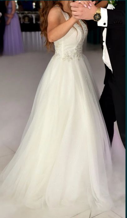 Efektowna suknia ślubna model princessa