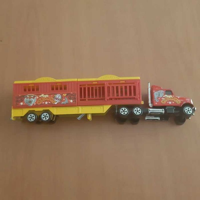 Majorette Super Movers 611 Rocket Magic Circus Semi-circus Trailer