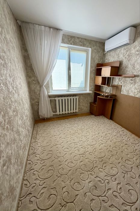 2 кімнатна на Богуніі . Працюємо по програмам.