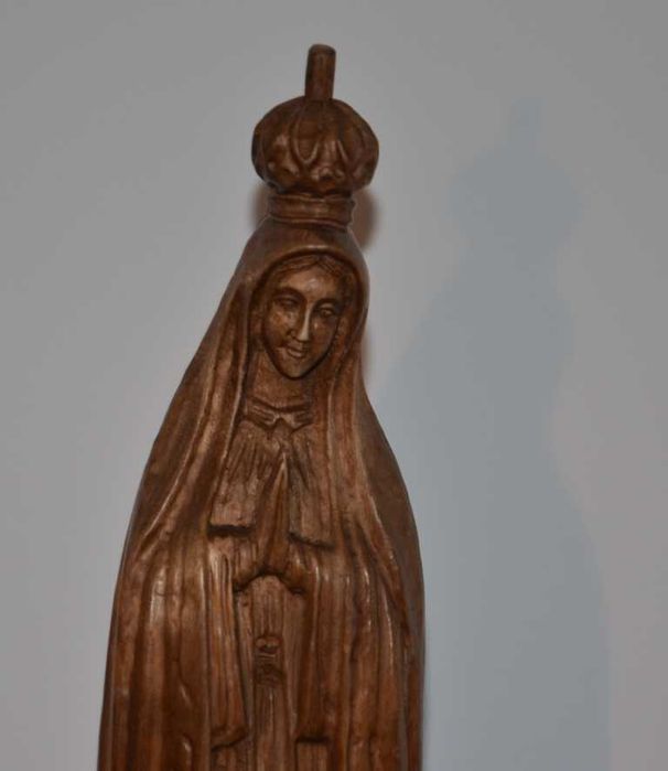 Nossa Senhora de Fátima, estatueta em madeira