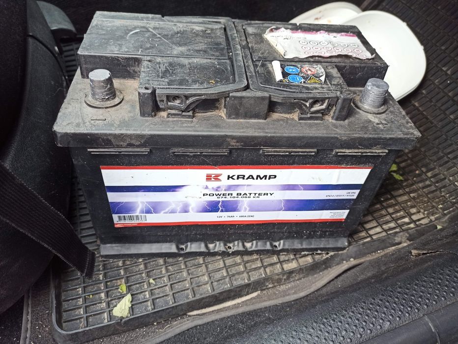 Akumulator rozruchowy bus auto 12V CCA 680A EN 74ah