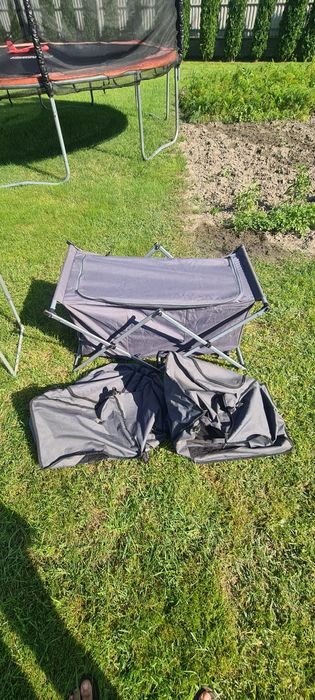 Продам розкладний стіл , сушку для одягу  ,