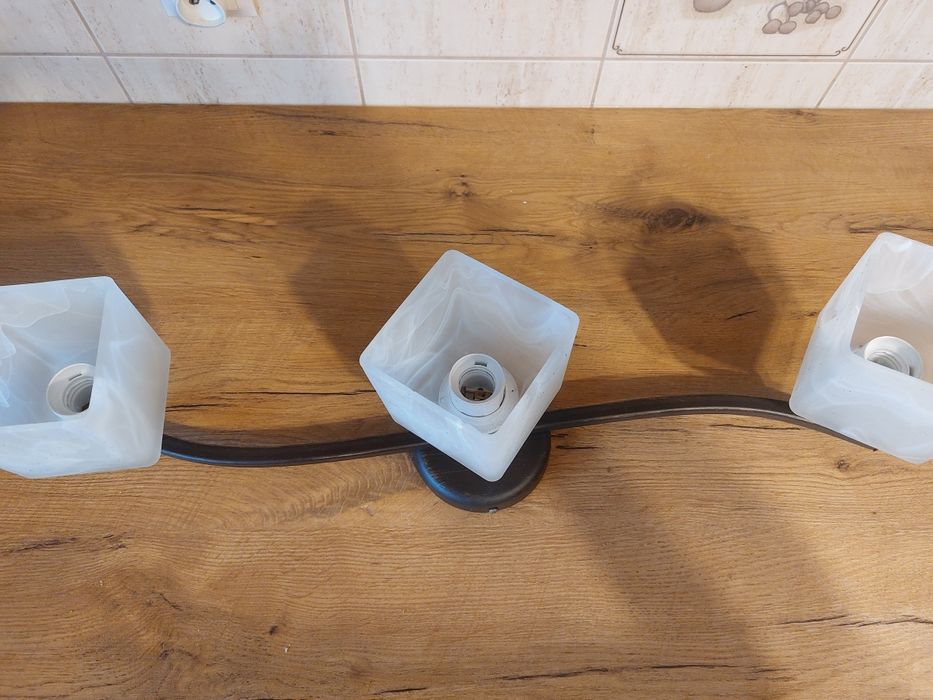 Lampa sufitowa sprawna