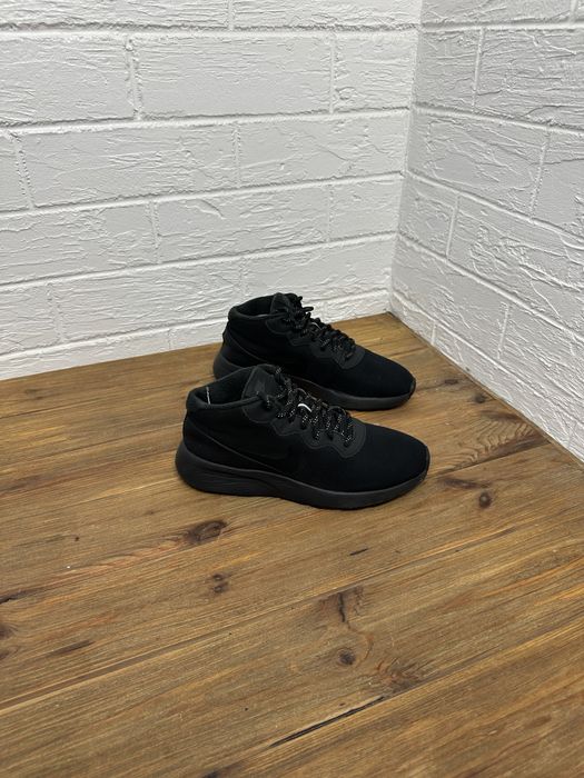 Утеплені кросівки Nike Tanjun original 41р
