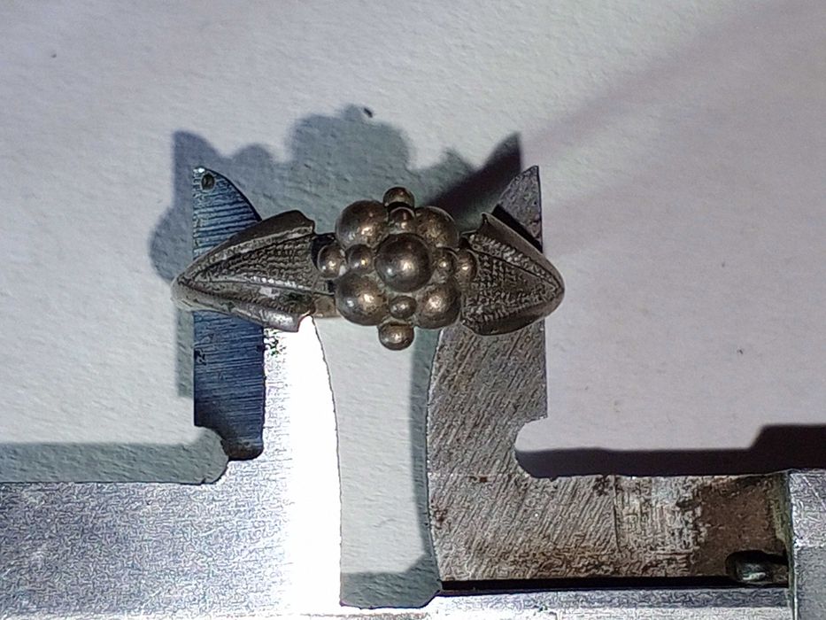 Антиквариат Кольцо Ежевика 18 мм.