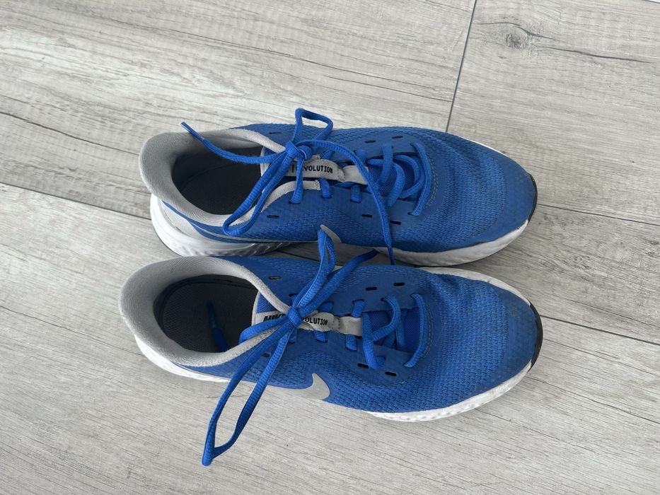 Buty Nike rozmiar 38.5