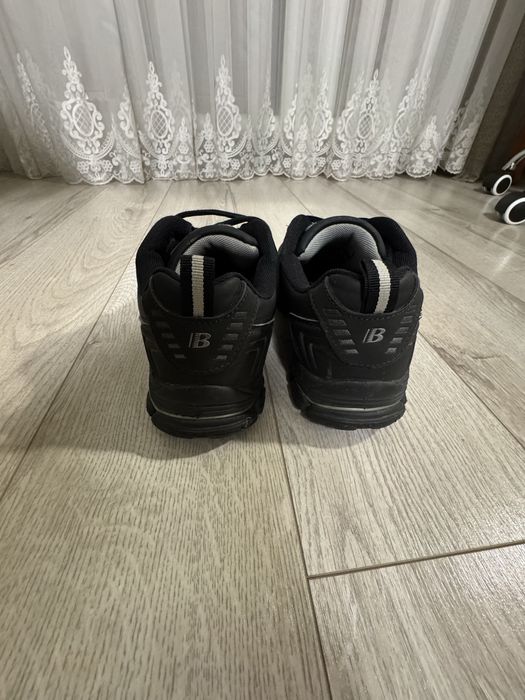 Кросівки , кроссовки Bona, 37р. 23см