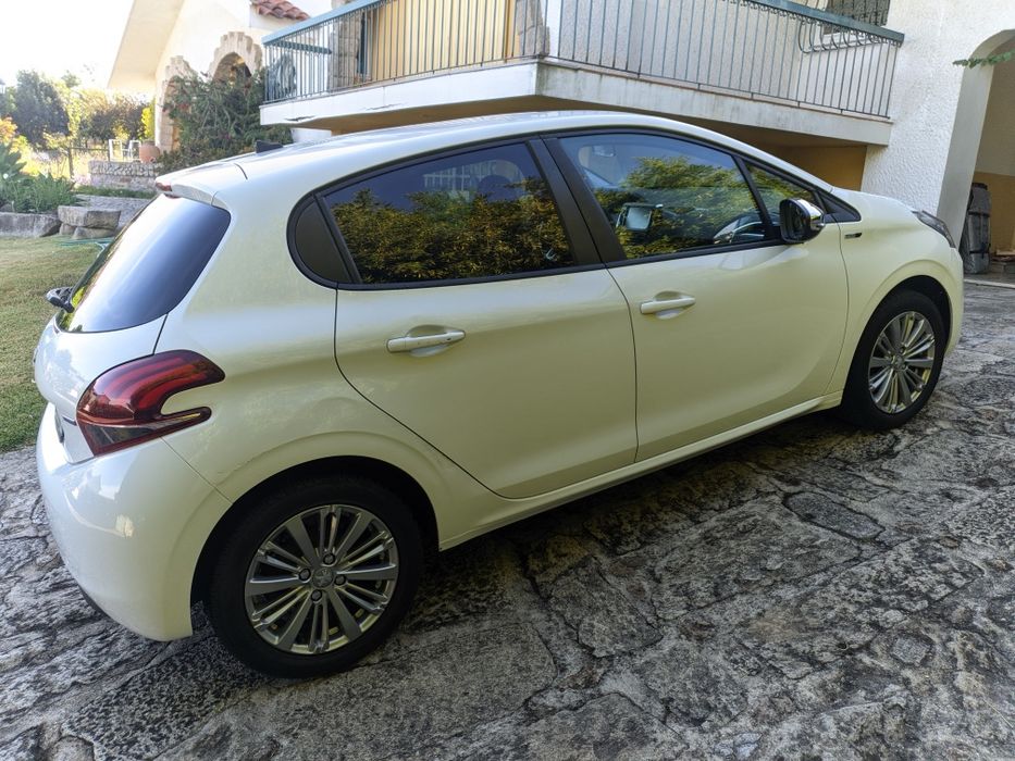 Peugeot 208 1.6 HDi Style