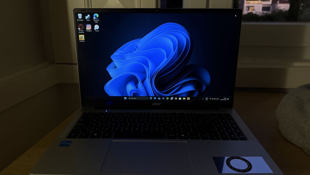 Pc : computador acer lite