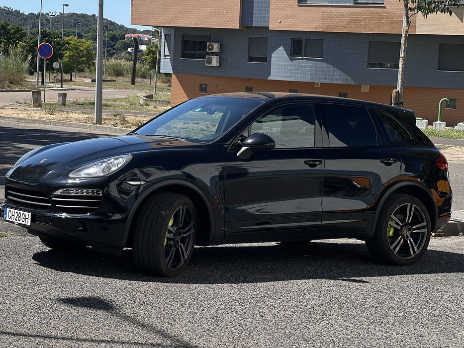 Porsche cayenne s hybrid 2010