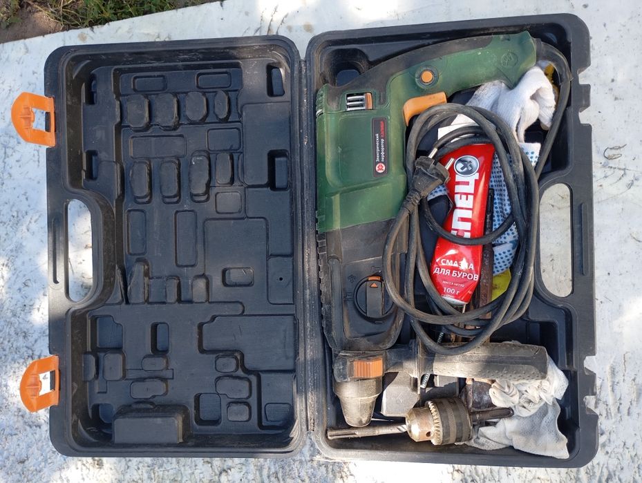 Новий перфаратор Калібр ЕП-800/26