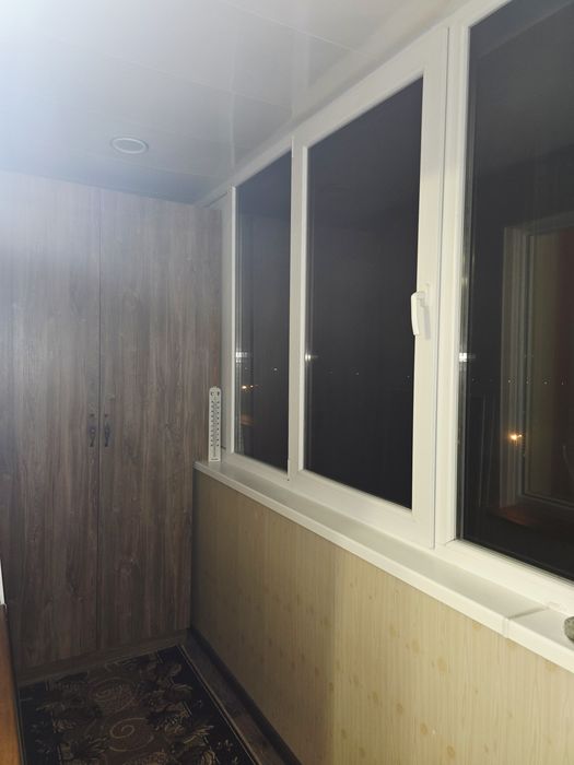 Сдам шикарную 4к квартиру на Лазурном. Автономное газовое отопление