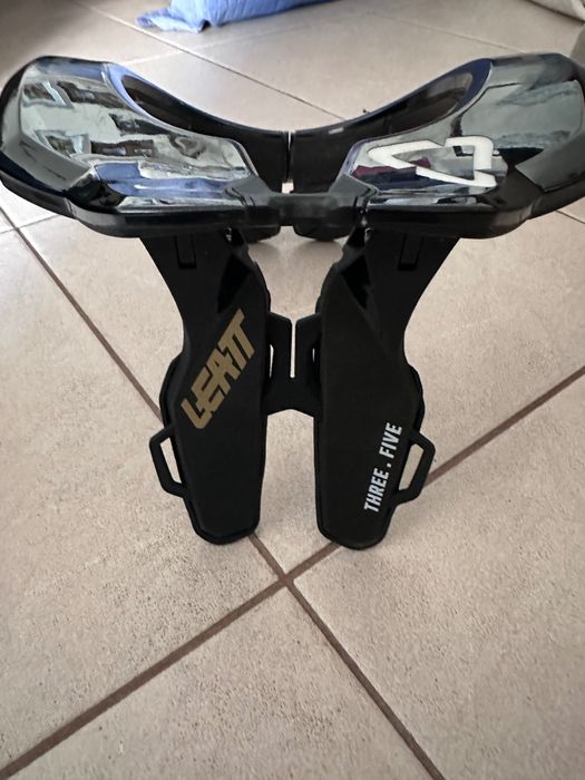 Protetor cervical Leat