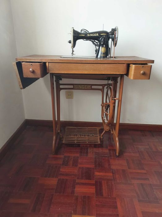 Máquina de costura Singer