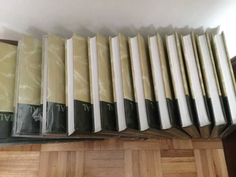 Coleção PATRIMÓNIO MUNDIAL da UNESCO, 12 volumes encadernados