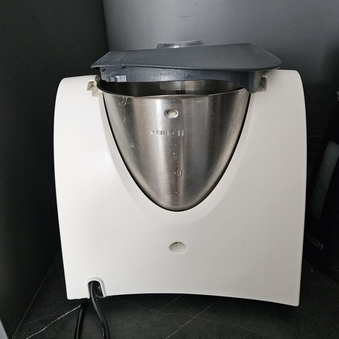 Sprzedam Termomix tm31.
