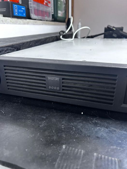 Smart-UPS APC 3000VA(2700W)