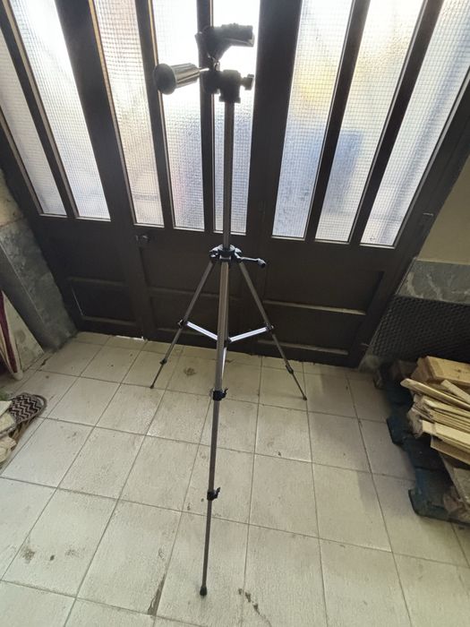 Tripé Foto / Vídeo Alumínio 157cm com Cabeça Móvel