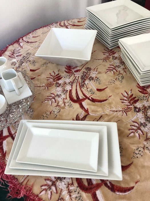 Serviço porcelana branca Shiro Fine Porcelain — quadrada, pesada — 11+11+11