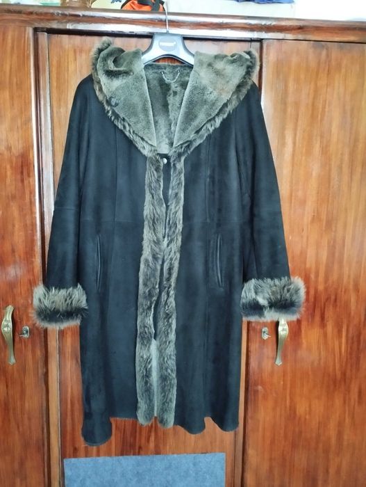 oryginalny kożuch damski turecki ze skóry jagnięcej z kapturem