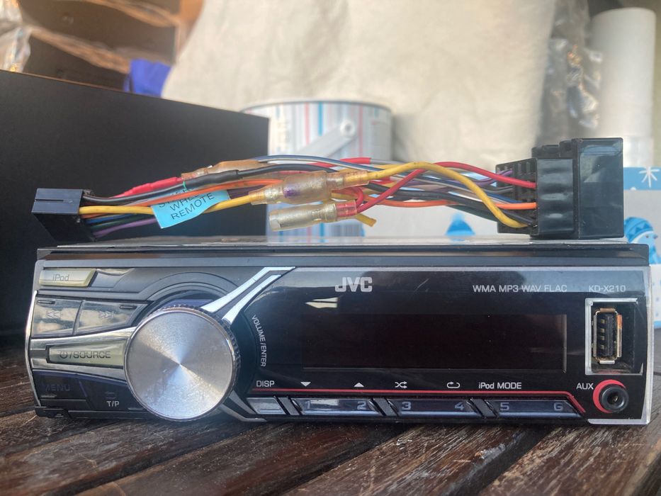 radio samochodowe z CD/usb Pioneer Kenwood JVC itp.