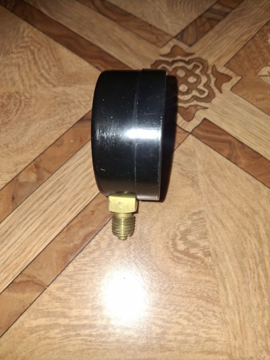 Манометр ДМ02-063-1-М