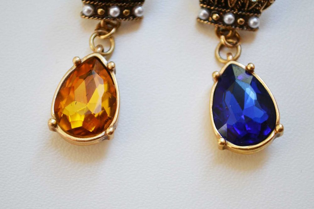 Серьги с короной и камнями Bvlgari желтый с синим