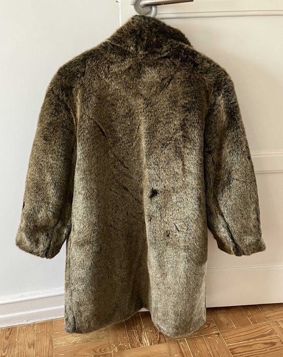 Casaco em pelo sintético