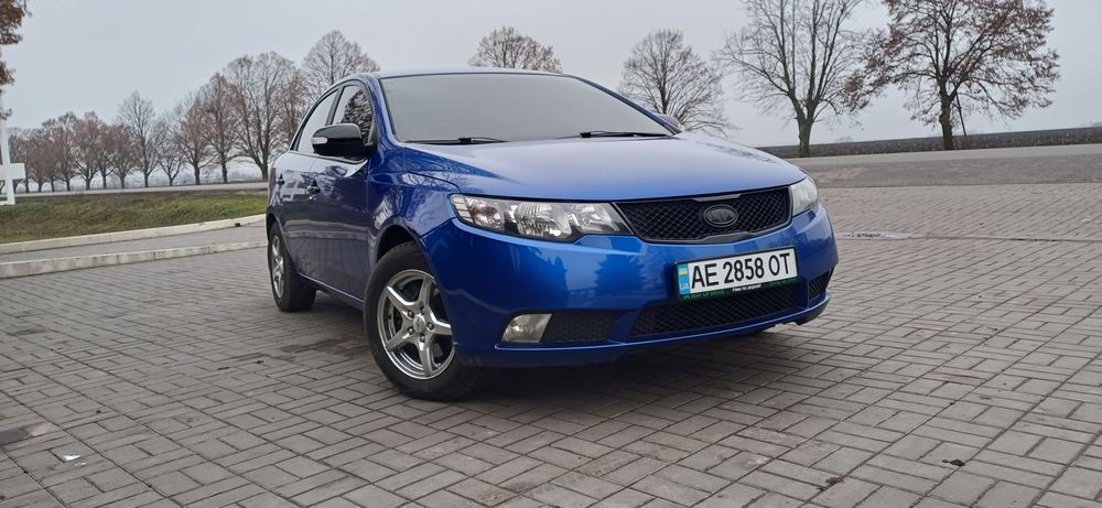 Продам  киа черато 2009 рік газ/бенз