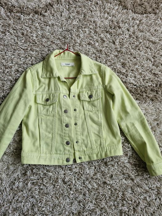 Джинсовий піджак на дівчинку